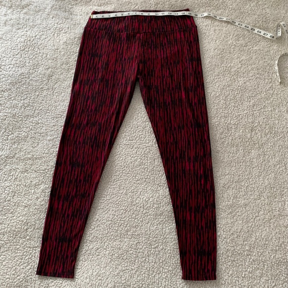 LuLaRoe Leggings 3-pair all size Tall & Curvy - Picture 3 of 8